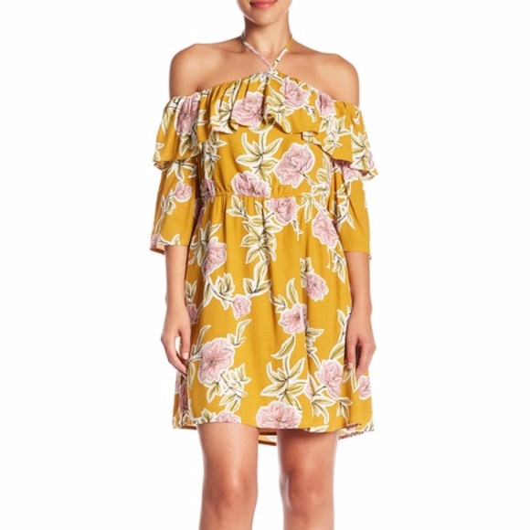 cupcakes & cashmere Dresses & Skirts - NWT Cupcakes & Cashmere Fonda Cold Shoulder sz M